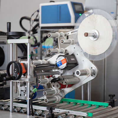 Επιστροφοδρόμος με ηλεκτρική κίνηση και τέσσερις άξονες